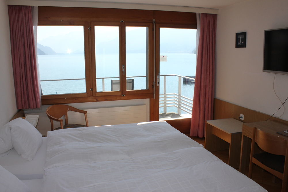 Strandhotel Seeblick Faulensee Exterior photo