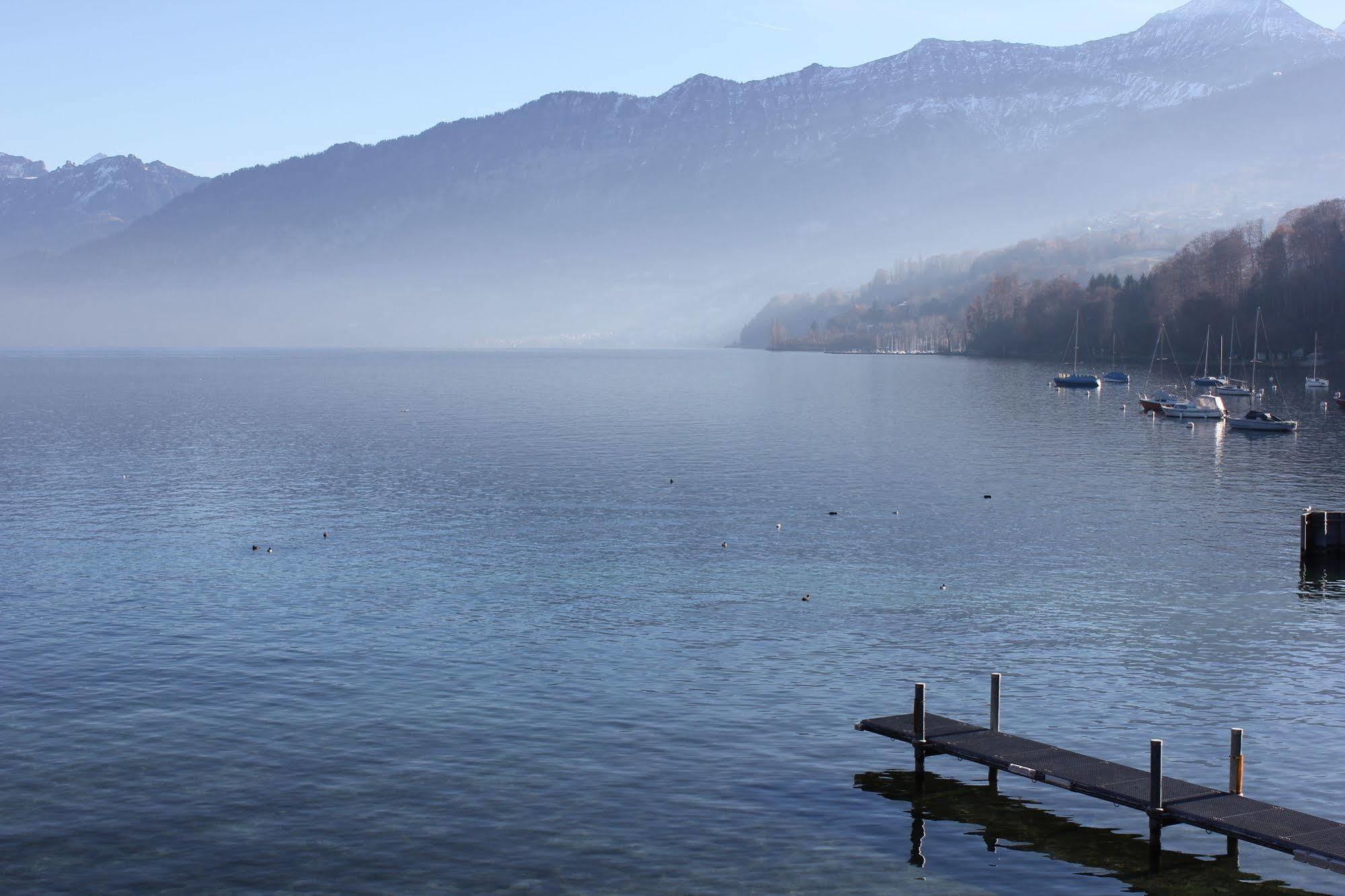Strandhotel Seeblick Faulensee Exterior photo